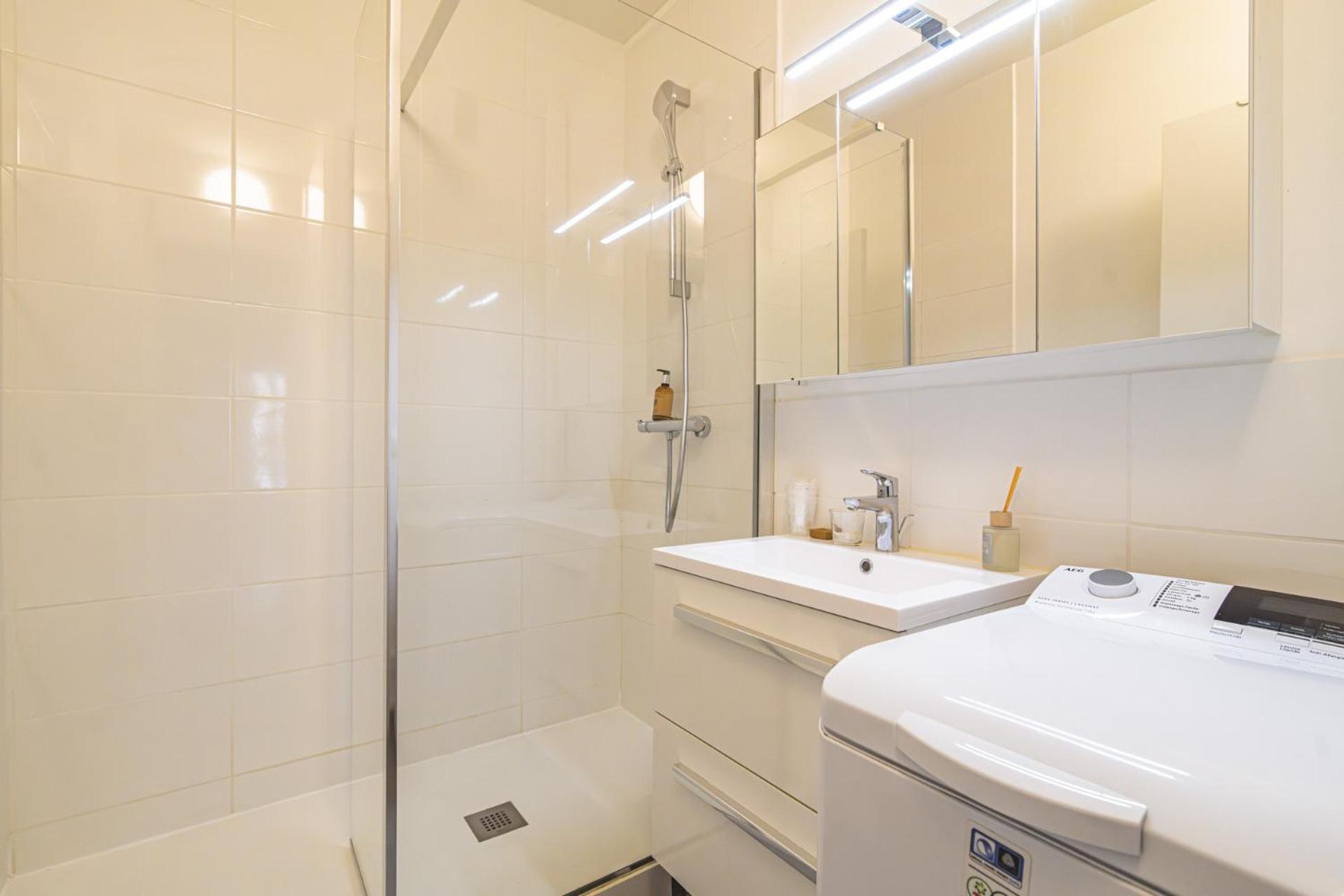 Le Tambour Lumineux Au Centre De Appartement Reims